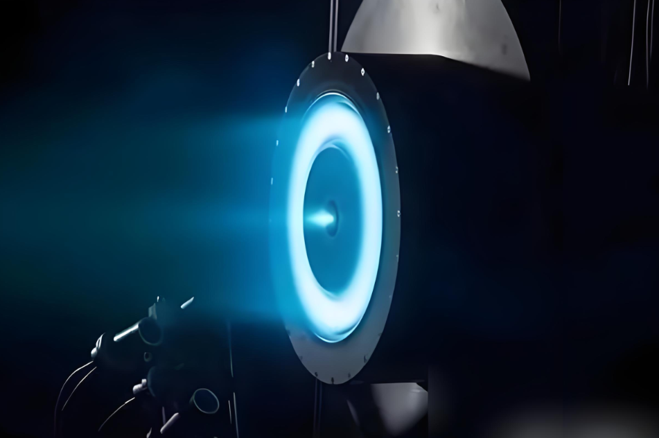 喜訊！神開(kāi)投資企業(yè)：瀚氫動(dòng)力衛(wèi)星霍爾電推進(jìn)系統(tǒng)點(diǎn)火成功！(圖1)